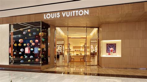 louis vuitton king of prussia reviews|louis vuitton memphis tn.